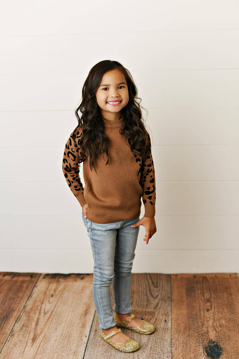 HUNTIQUE | Brown Leopard Print | Crew Neck Sweater