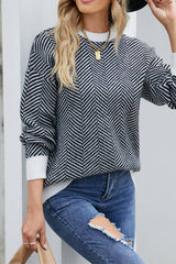 HUNTIQUE | Black | Wave Striped Two Tone Knit Sweater